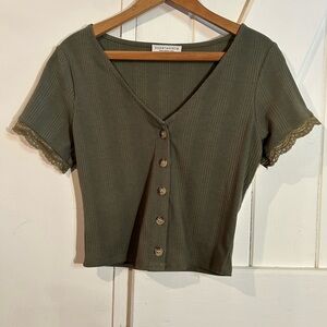 Tshirt with buttons